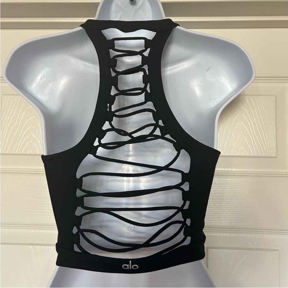 Alo Black lined & padded sports bra w/ the lace up design in back, Sz Small, EUC